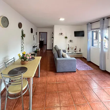 Meu Quintal 1, Madeira 公寓