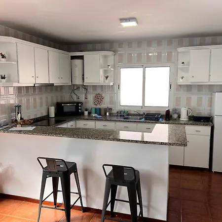 Meu Quintal 1, Calheta-madeira Apartment *