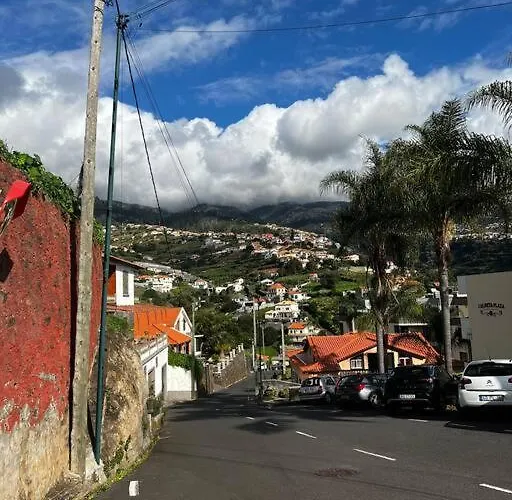 Seaside & Mountain Views & Cozy Retreat Mq1 Daire