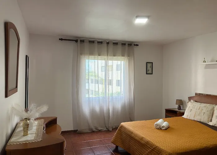 Seaside & Mountain Views & Cozy Retreat Mq1 * Calheta (Madeira)
